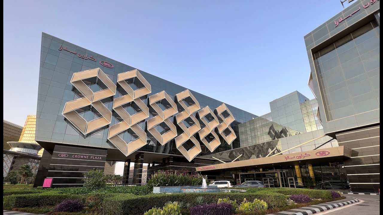 Crown Plaza